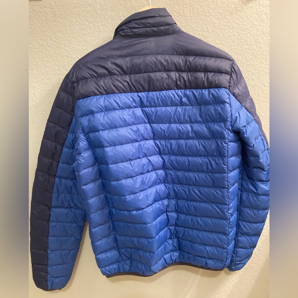 Gerry lightweight puffy coat with inside pockets, size small - Picture 10 of 12